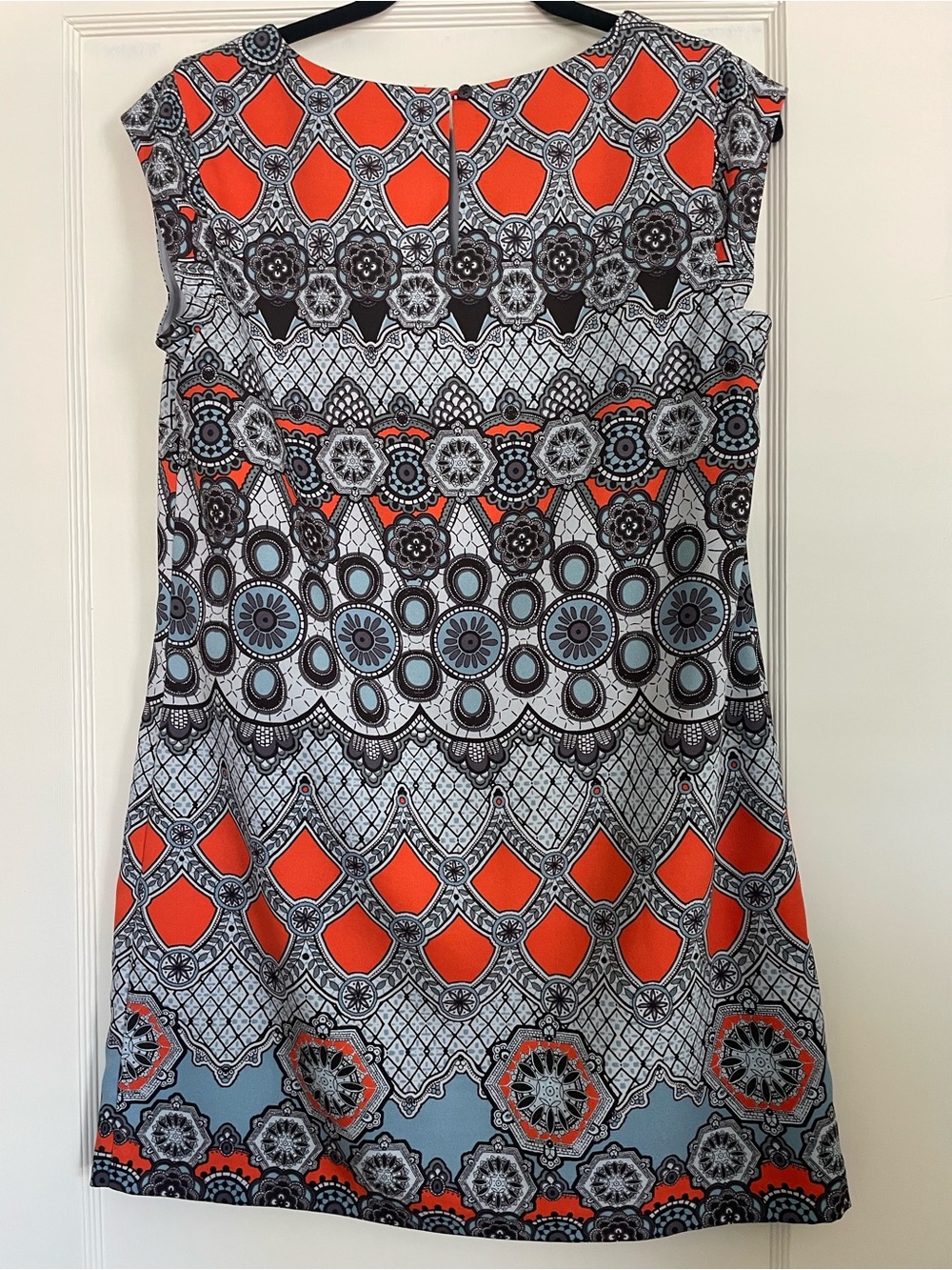 Sleeveless Geometric Print Shift Dress in Orange & Light Blue - Picture 2 of 3